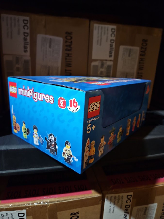 Lego Minifigures Series 2 8684 cases